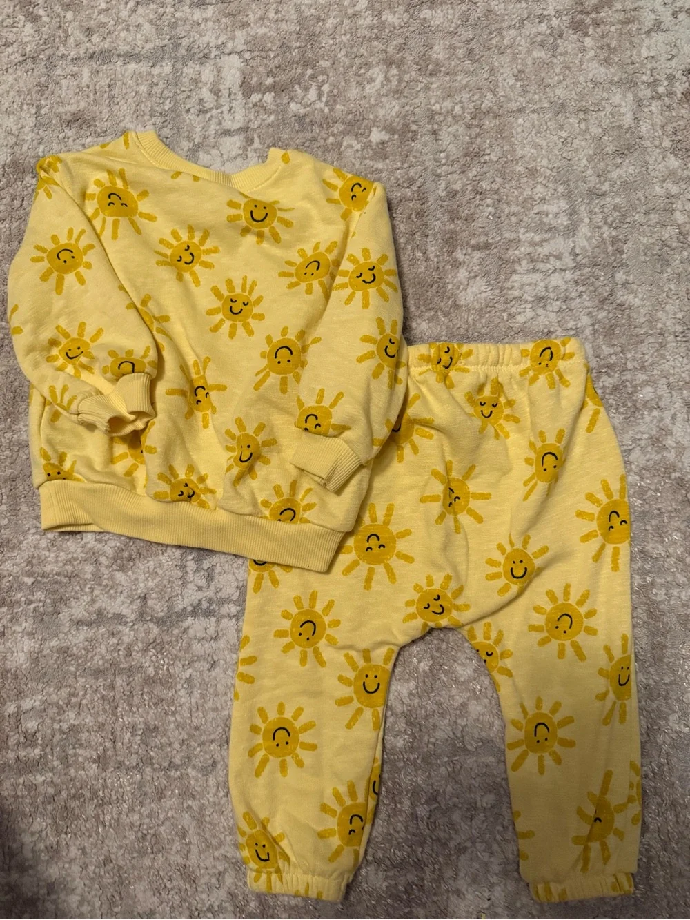 Old Navy euc smoke